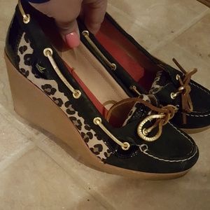 Sperry Wedges